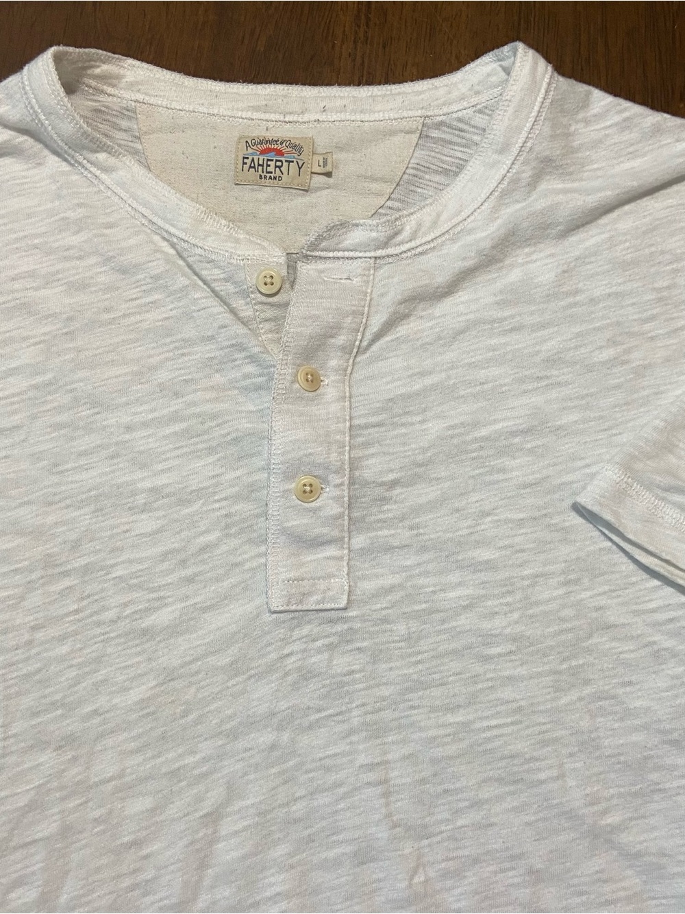 Faherty Short Sleeve Henley T-Shirt Mens L White Slub Cotton Blend Casual Top
